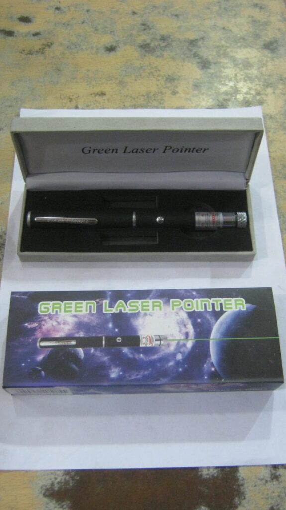 LAPICERA PUNTERO LASER VERDE