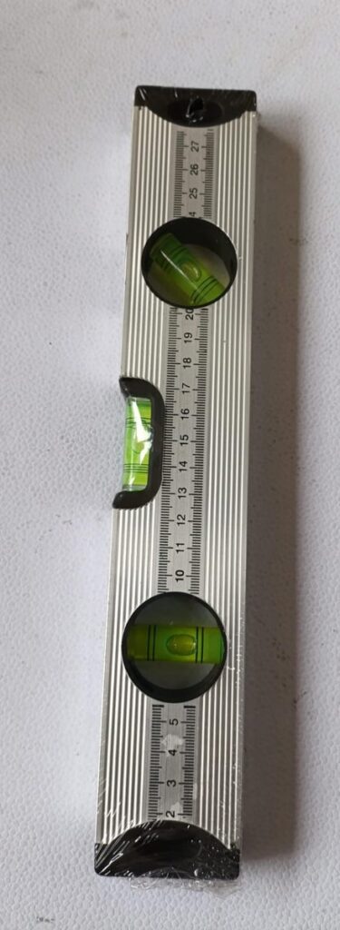 NIVEL ALUMINIO 30 CM ETL0070