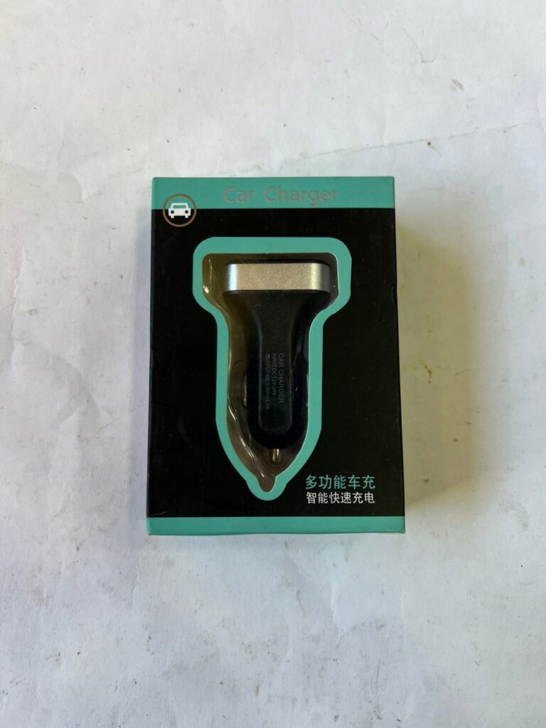 CARGADOR USB AUTO C/DISPLAY EP29644